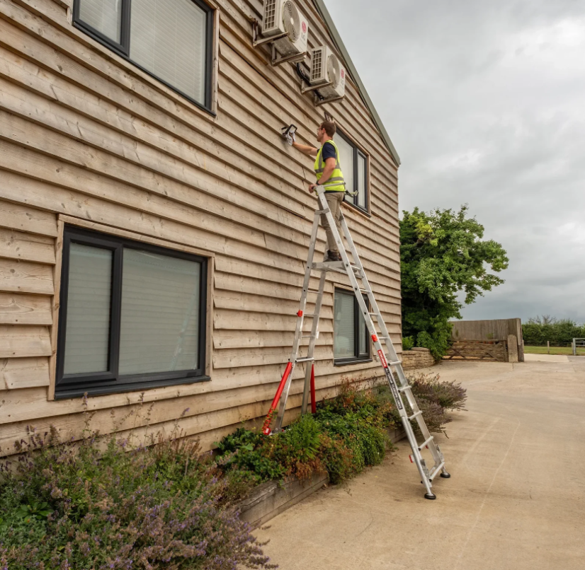 Henchman teleskopická plošina do terénu ATTP 5