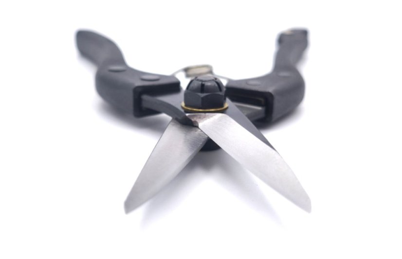 YOSHIOKA - KUROCO jednobřité tvarovací nůžky (180 mm)