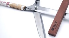 YOSHIOKA brusný kámen na nůžky